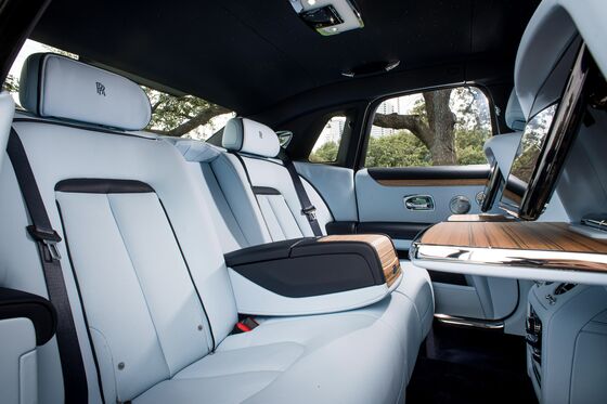 Rolls-Royce’s New Car Was So Quiet at First, It Nauseated Drivers