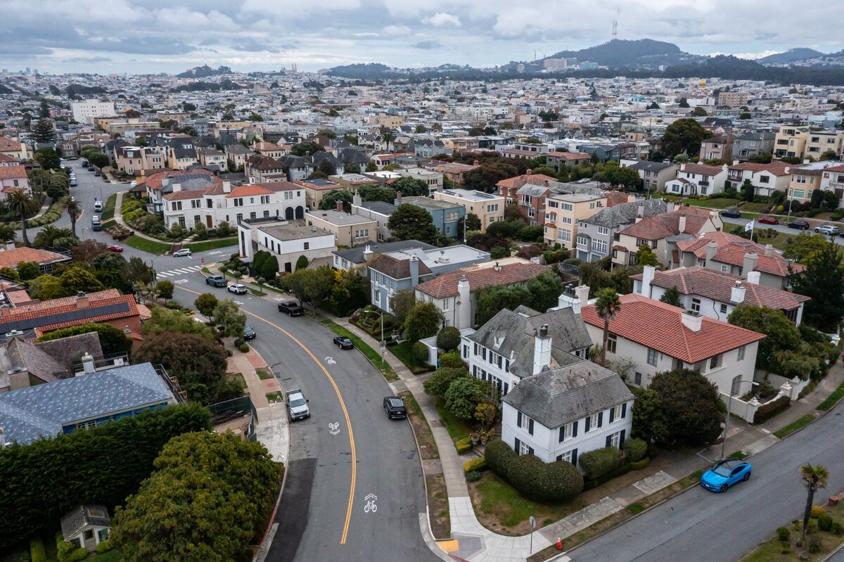 US Mortgage Rates Increase to an Almost Three-Year High of 7.3%