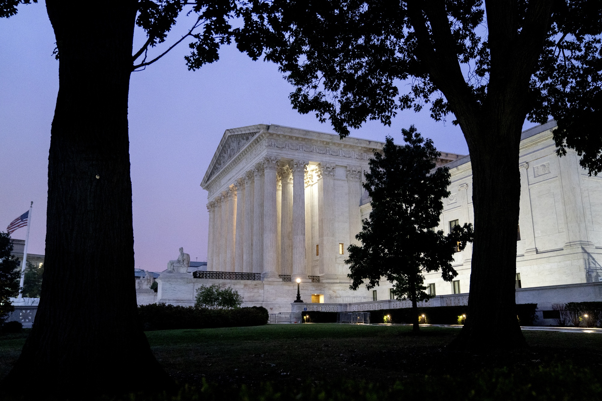 Biden Panel Draft Sees No Legal Obstacle To Supreme Court Expansion ...