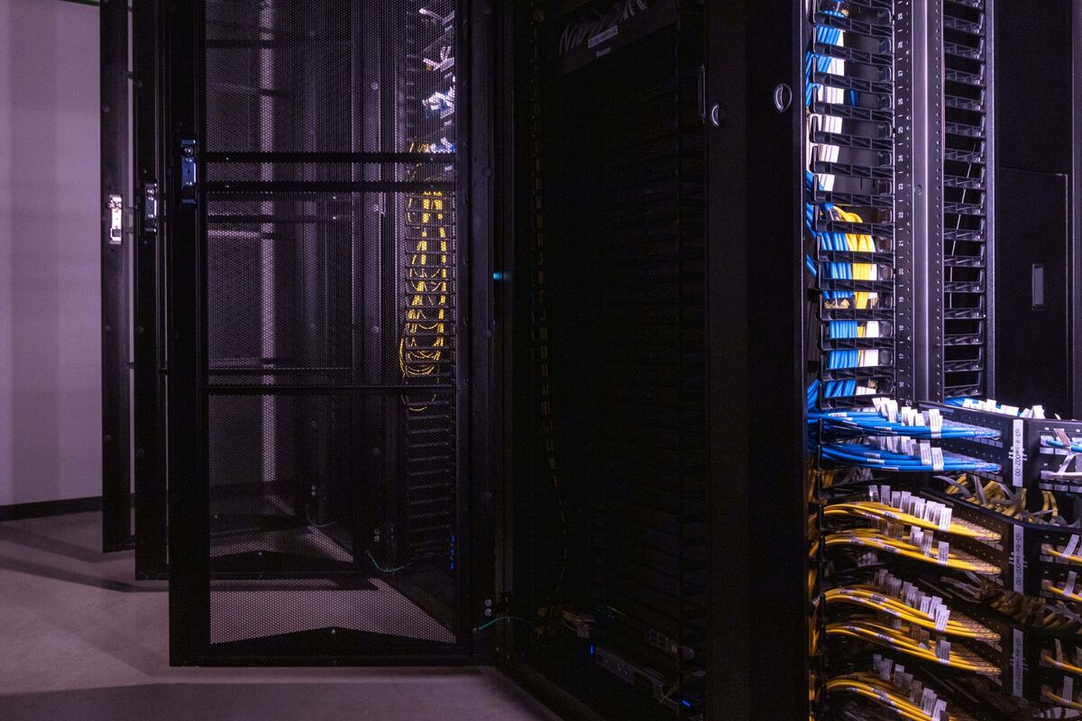 AI Issuers Are Upending Longstanding Safety Valve: Inside the $200B Infrastructure Debt Spiral