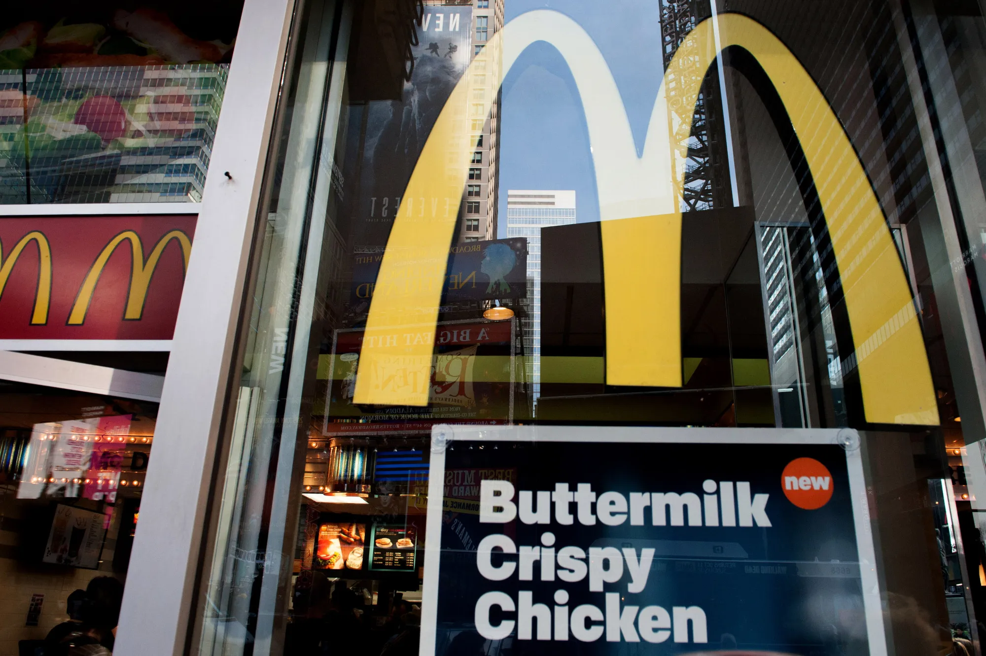McDonald's Profit Tops Estimates as New Menu Items Help Results 
