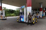 Economy Grinds to Halt as Fuel Supplies Run Dry in Sri Lanka