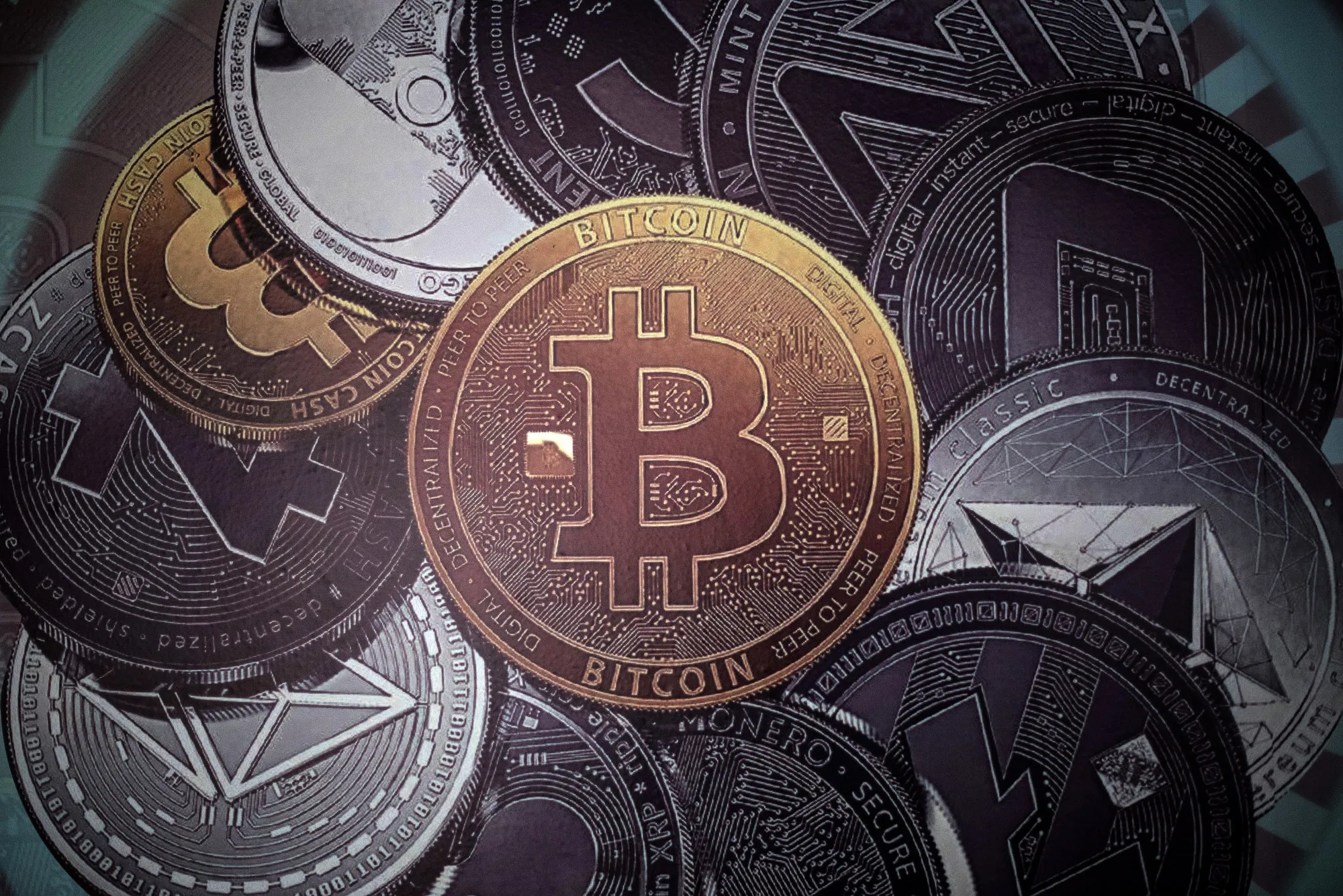 Petro Cryptocurrency Mining Farm And School As Maduro Claims Petro Surpassed One Billion In Sales 
