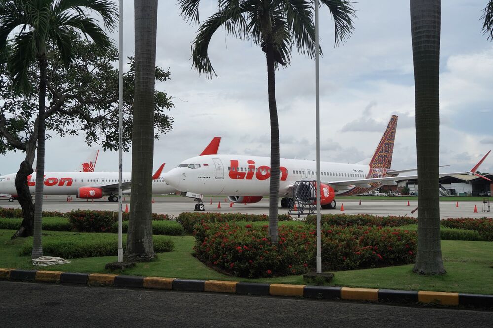 Indonesian Discounter Lion Air Struggles To Pay For Jets Bloomberg
