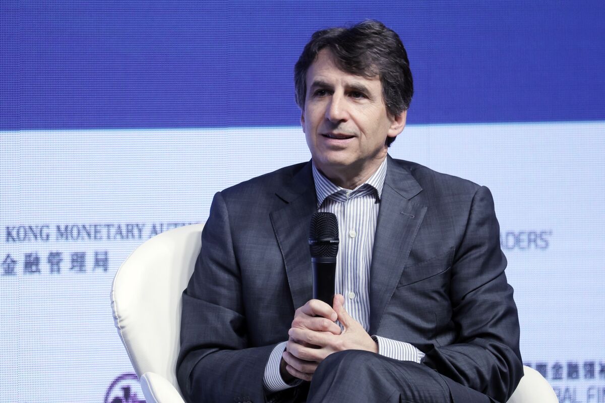 Apollo’s Rowan Targets Retail-Focused Firms to Back Private Asset Growth