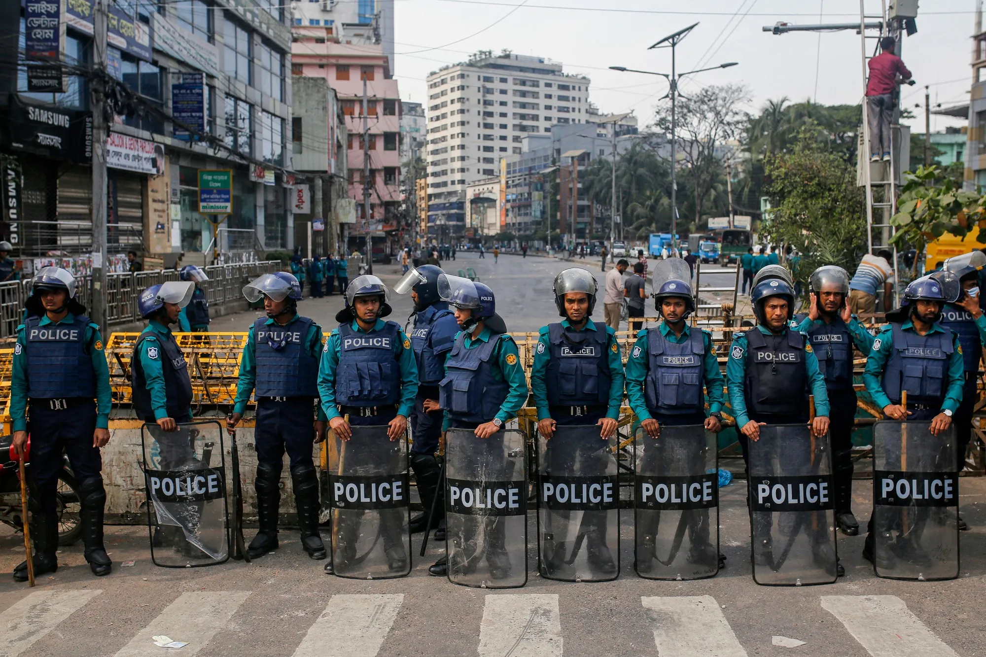 Police set up a roadblock near the Bangladesh Nationalist Party's central office in Dhaka, Bangladesh, on Dec. 8.