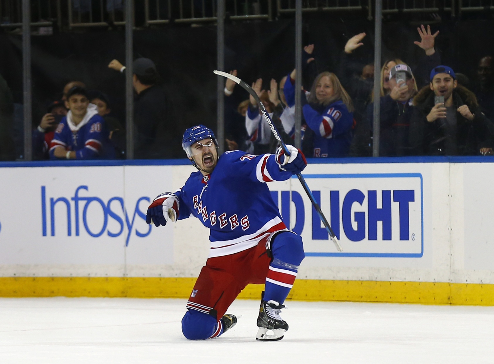 Rangers coach says Devils 'played their best game of the series' to claim  3-2 lead