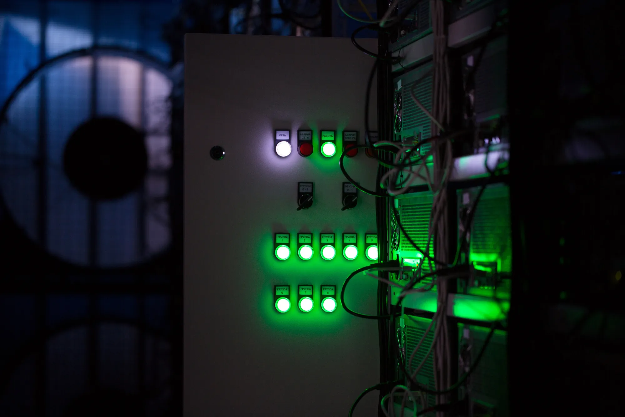 仮想通貨の「ダークサイド」取り締まりで中心的役割: ＩＭＦ - Bloomberg