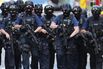 1496618571_london police attack