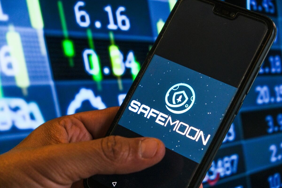SafeMoon Crypto Token Founders Spent Investor Cash on Homes, Cars, Suit Claims - Bloomberg