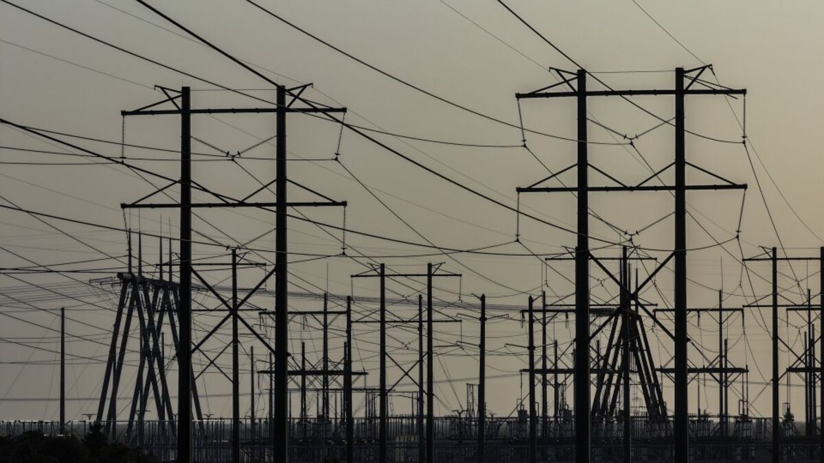 US Moves to Speed Up AI Power Hookup Process