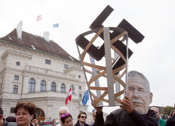 Austria’s Nationalist Vice Chancellor Quits Over Video Scandal