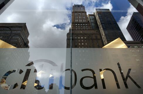 Obama Bid to End Too-Big-to Fail Undercut as Banks Grow
Photo