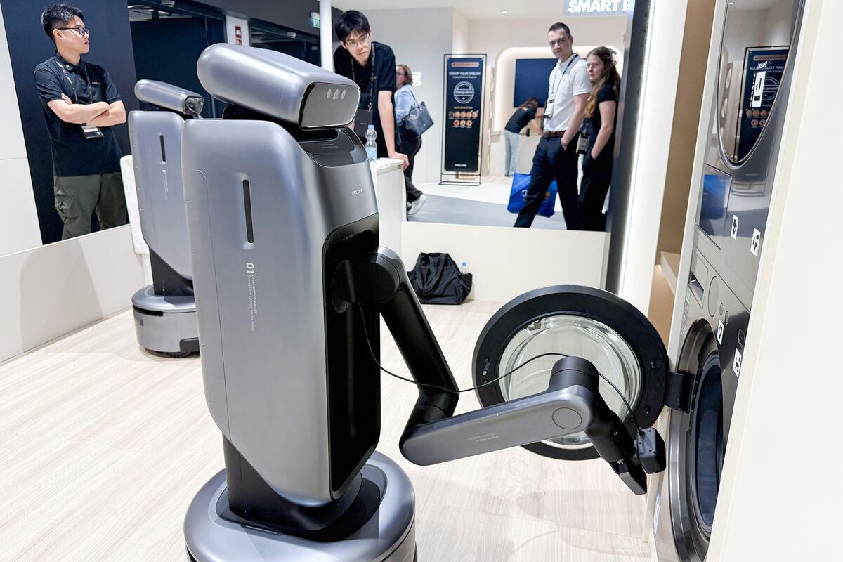 bloomberg.com - Saritha Rai - The Woman Breathing Life Into Next Generation Home-Help Robots