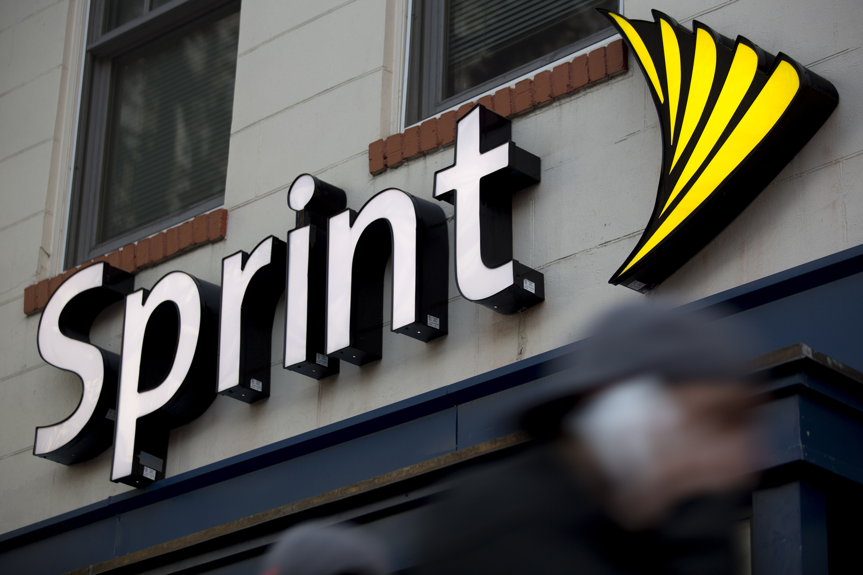 Sprint, T-Mobile Said to Restart Talks About Potential Deal
