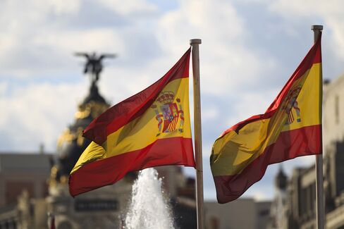 Spain Keeps Moody’s Investment-Grade Rating on ECB Bond Plan