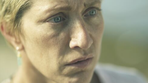 Edie Falco