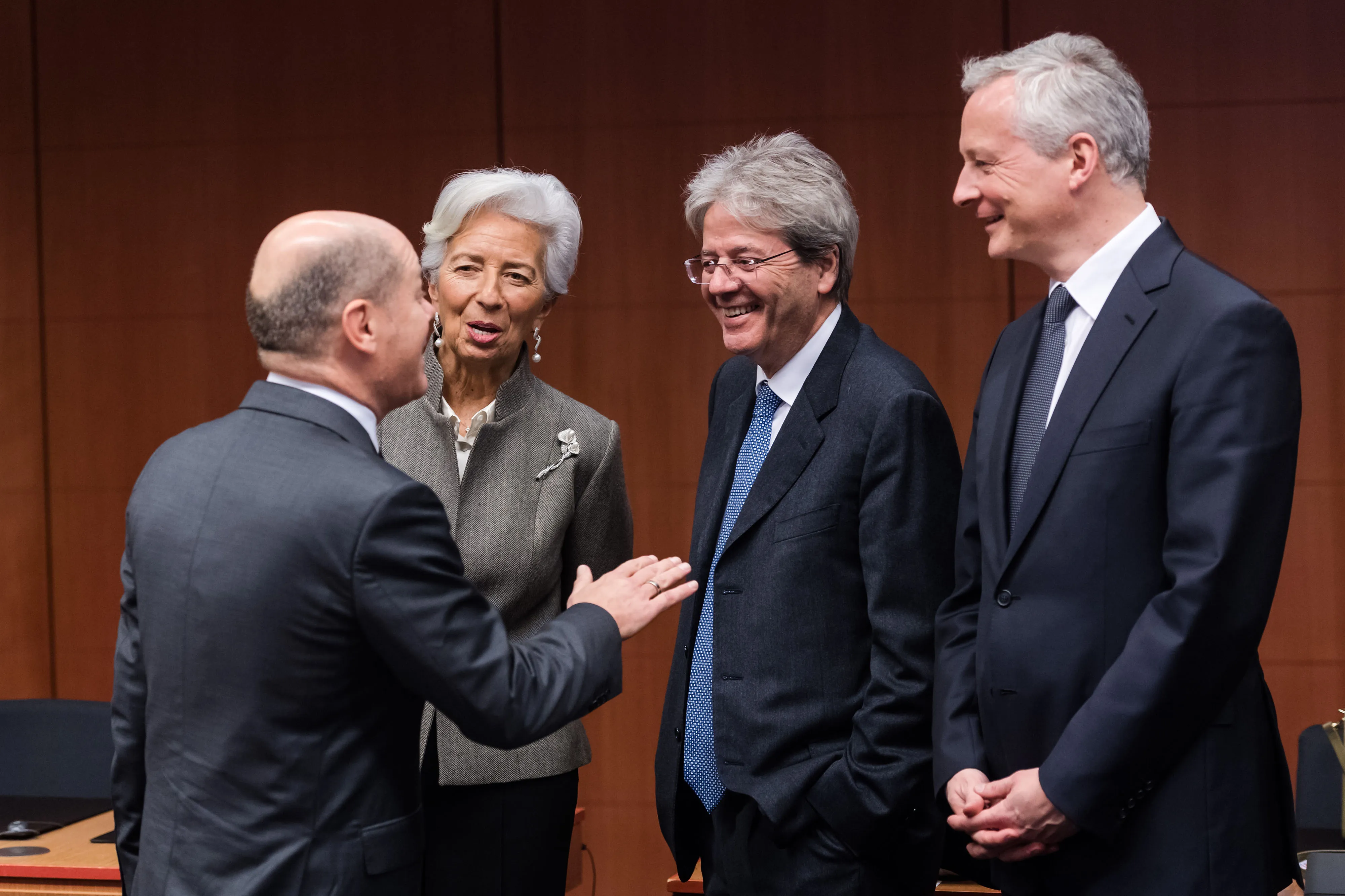 From left to right, Olaf Scholz, Germany's finance minister, speaks with Christine Lagarde, president of the European Central Bank (ECB), Paolo Gentiloni, financial affairs minister for the European Commission, and Bruno Le Maire, France's finance minister, ahead of roundtable talks at a Eurogroup meeting of euro area finance ministers in Brussels, Belgium, on Monday, Feb. 17, 2020.&nbsp;