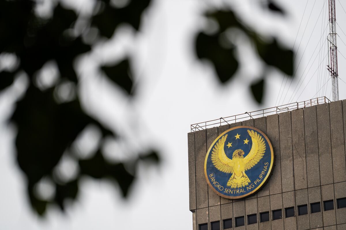 Philippine Central Bank Allowing Market Forces to Determine FX