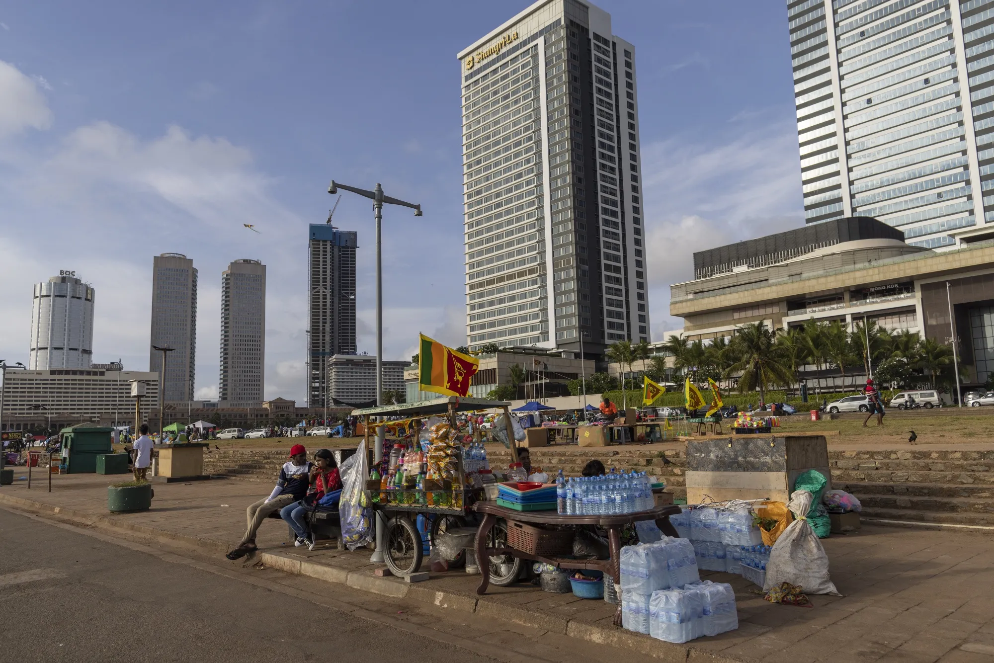A food stall in front of commercial buildings in downtown Colombo, Sri Lanka.