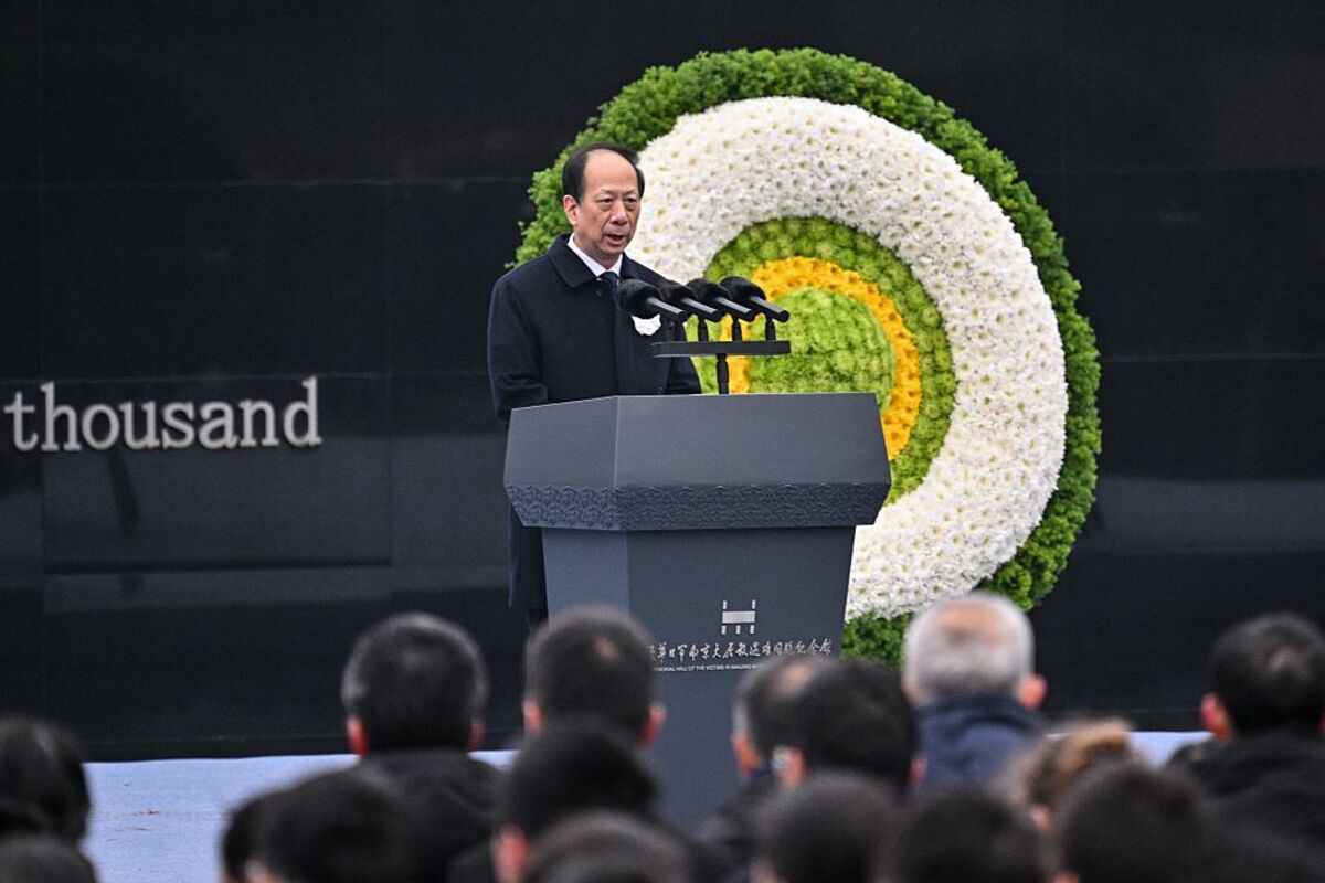 
                            China Warns Against Japanese Militarism at Massacre Memorial