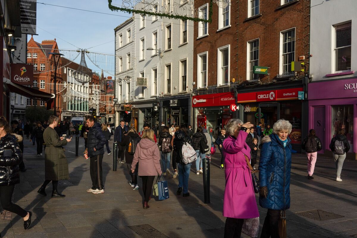 Irish Employment Rate Hits Record Despite Economic Headwinds Bloomberg   1200x800 