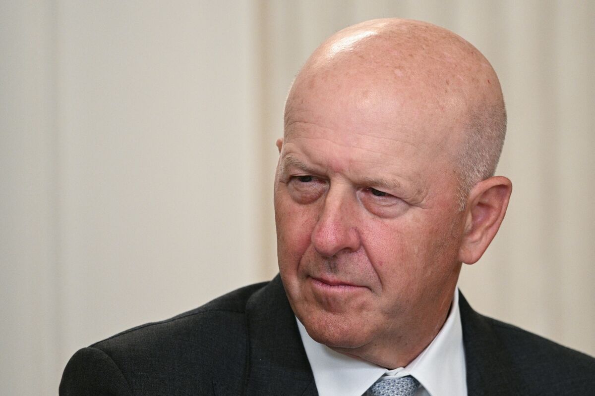 ブルームバーグのニュース記事「ゴールドマンＣＥＯ、トランプ氏と会談へ－先週のダイモン氏に続き」の画像