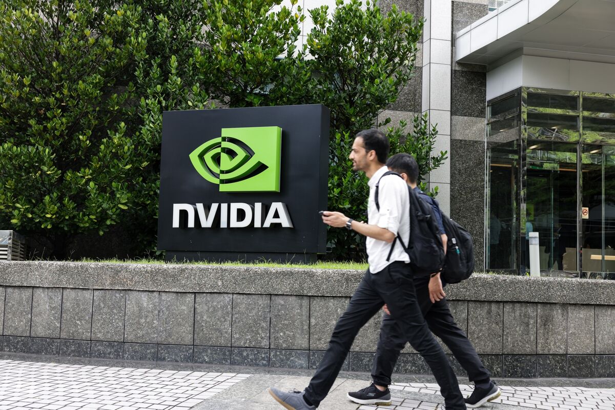 Nvidia, Çip Rekabetinin Artmasıyla Hayal Kırıklığı Yaratan Tahminler Verdi