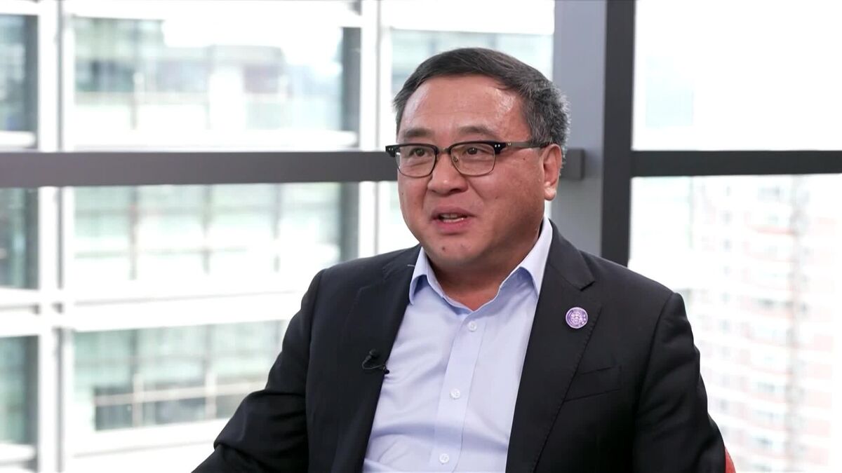 Tech: The former president of Baidu discusses the implications and developments of AI tokenization in China.