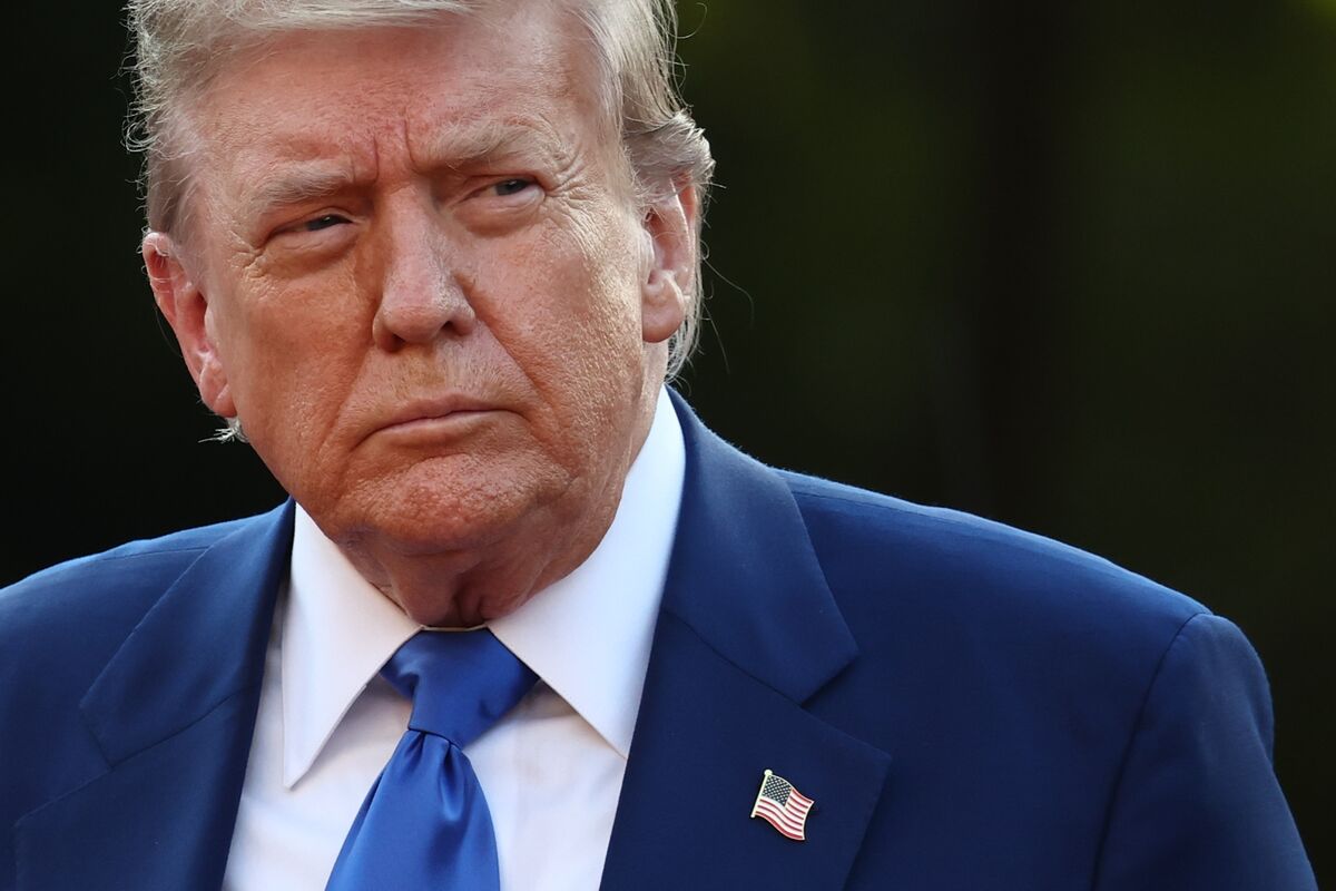 Trump Mulls Early Fed Chair Nomination, Markets React