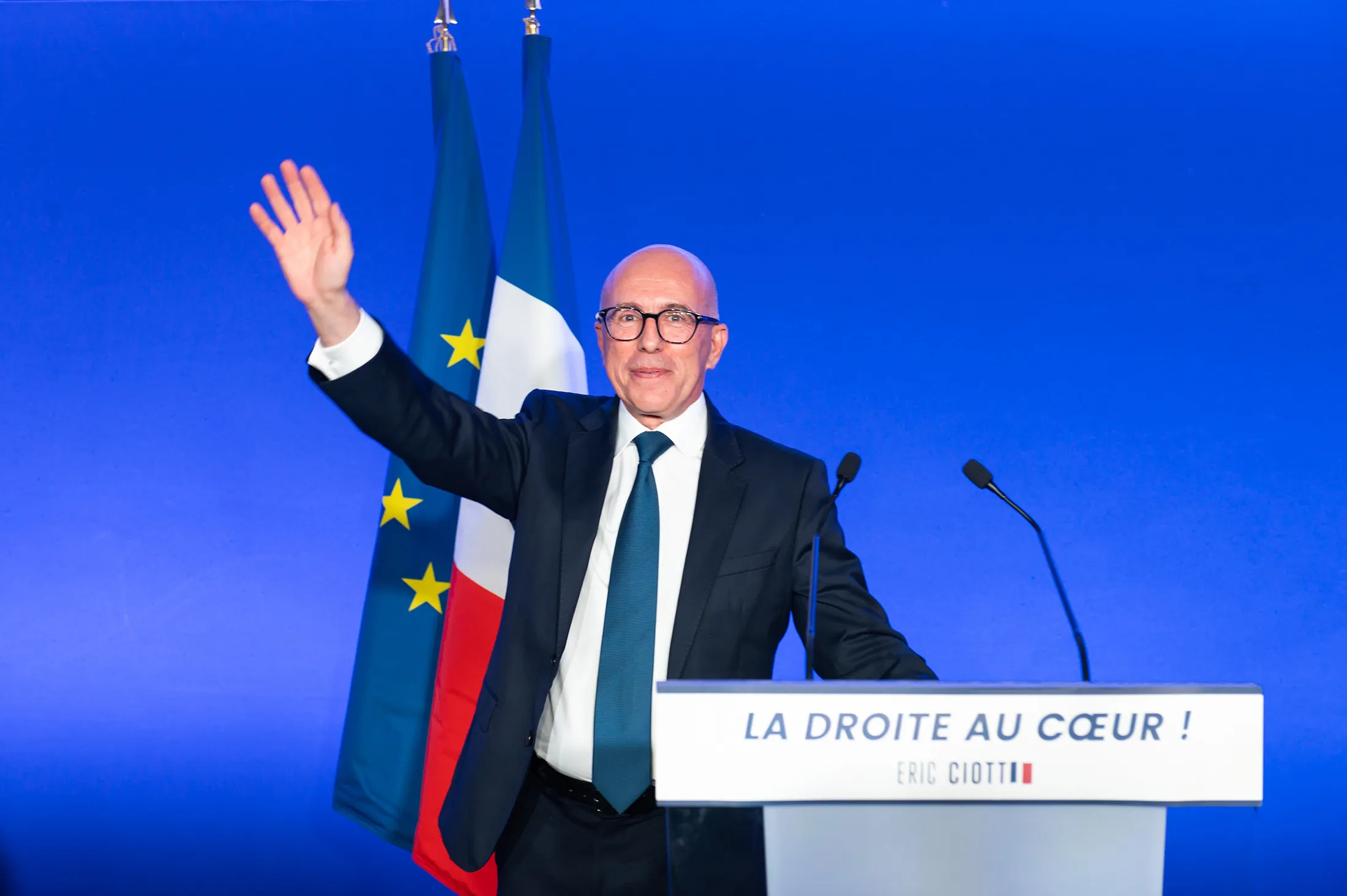 French Conservatives Pick Ciotti to Lead Bid to Revive Fortunes - Bloomberg