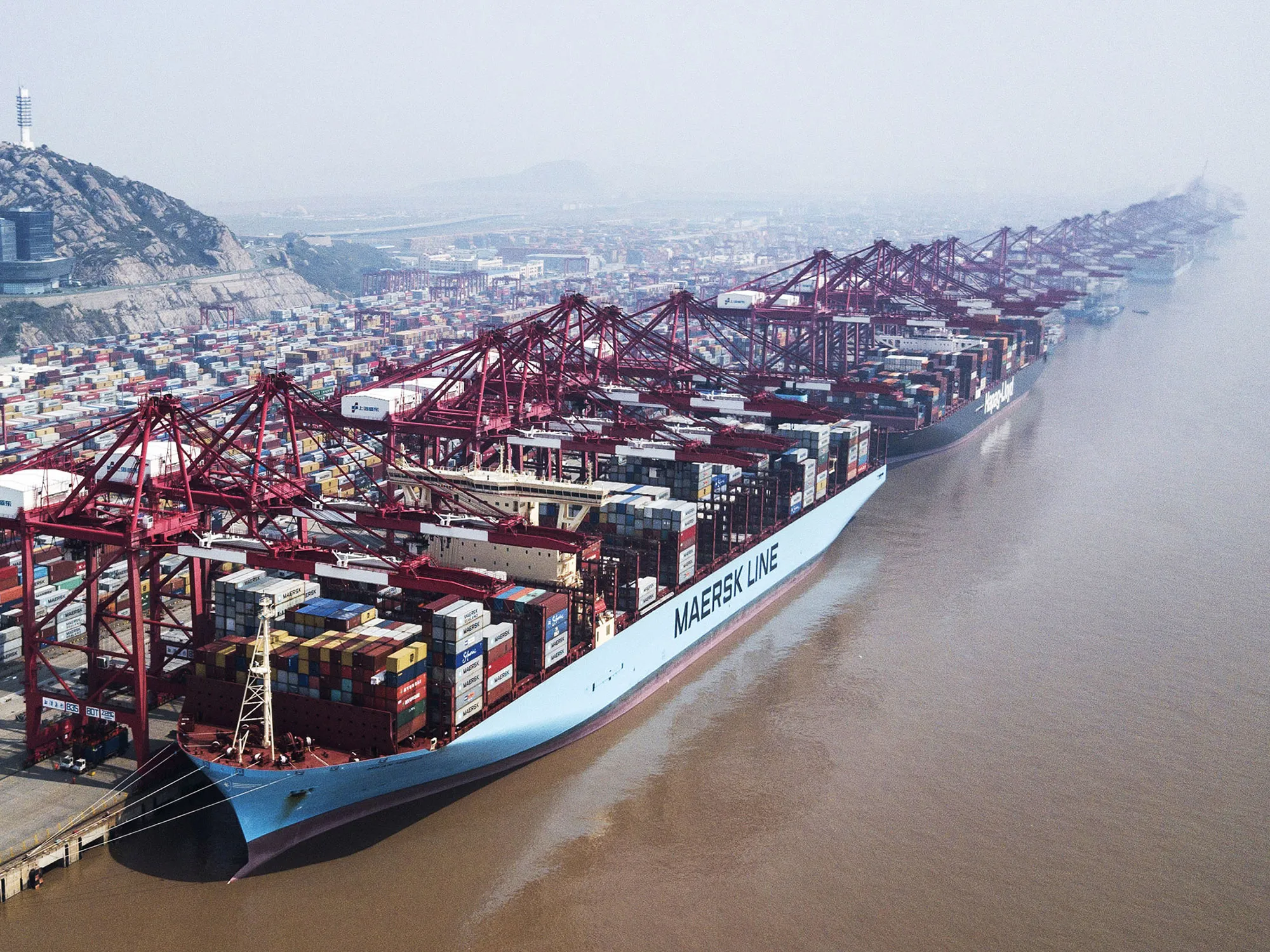 china shipping trade port