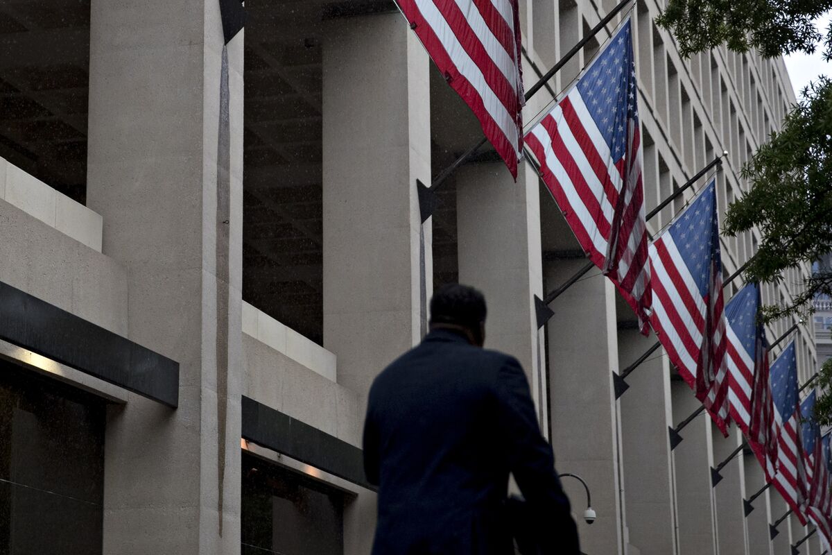 Massenexodus des FBI ist die jüngste Umstrukturierung in Trumps ...