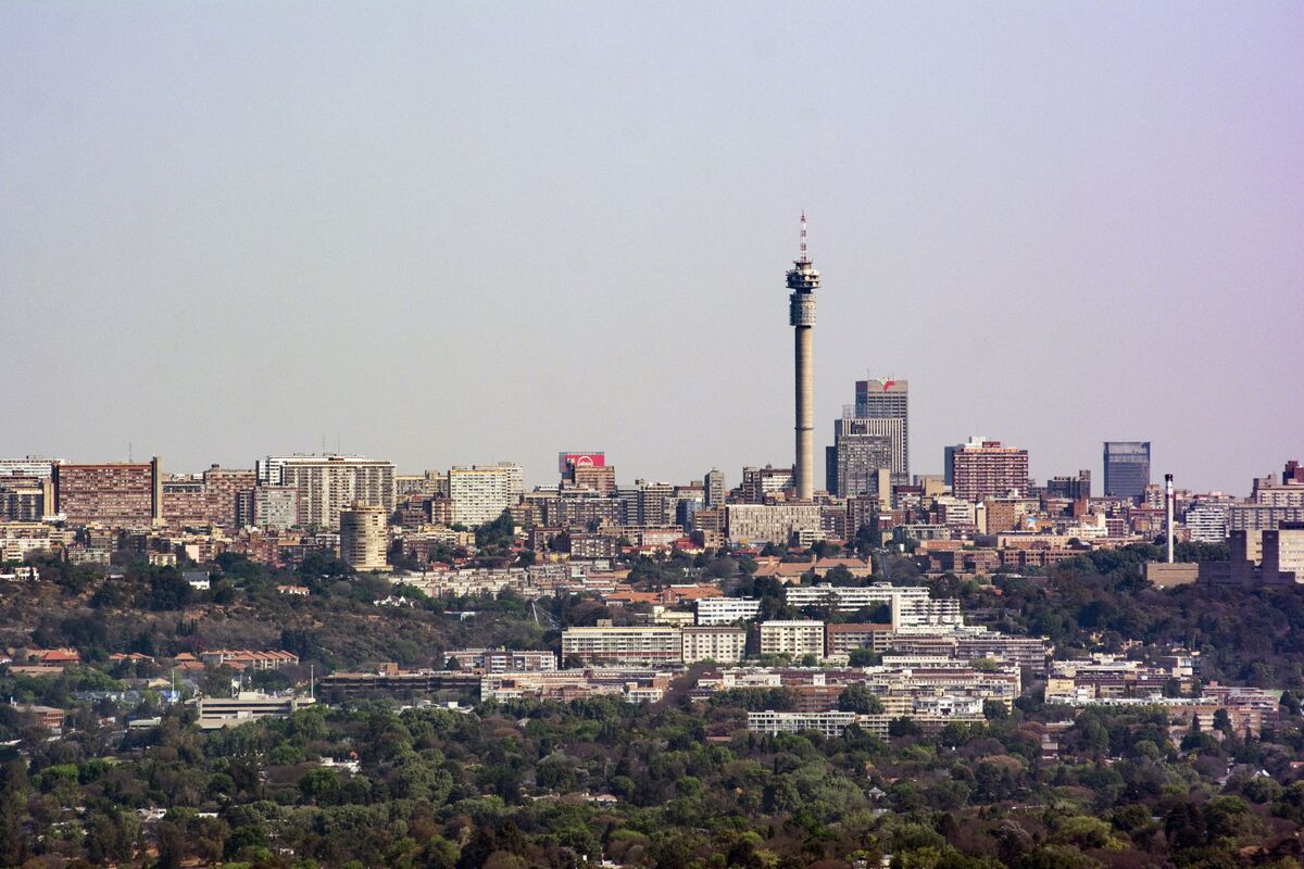 Investment Stall to Keep South Africa Growth Below 2%, BER Says
