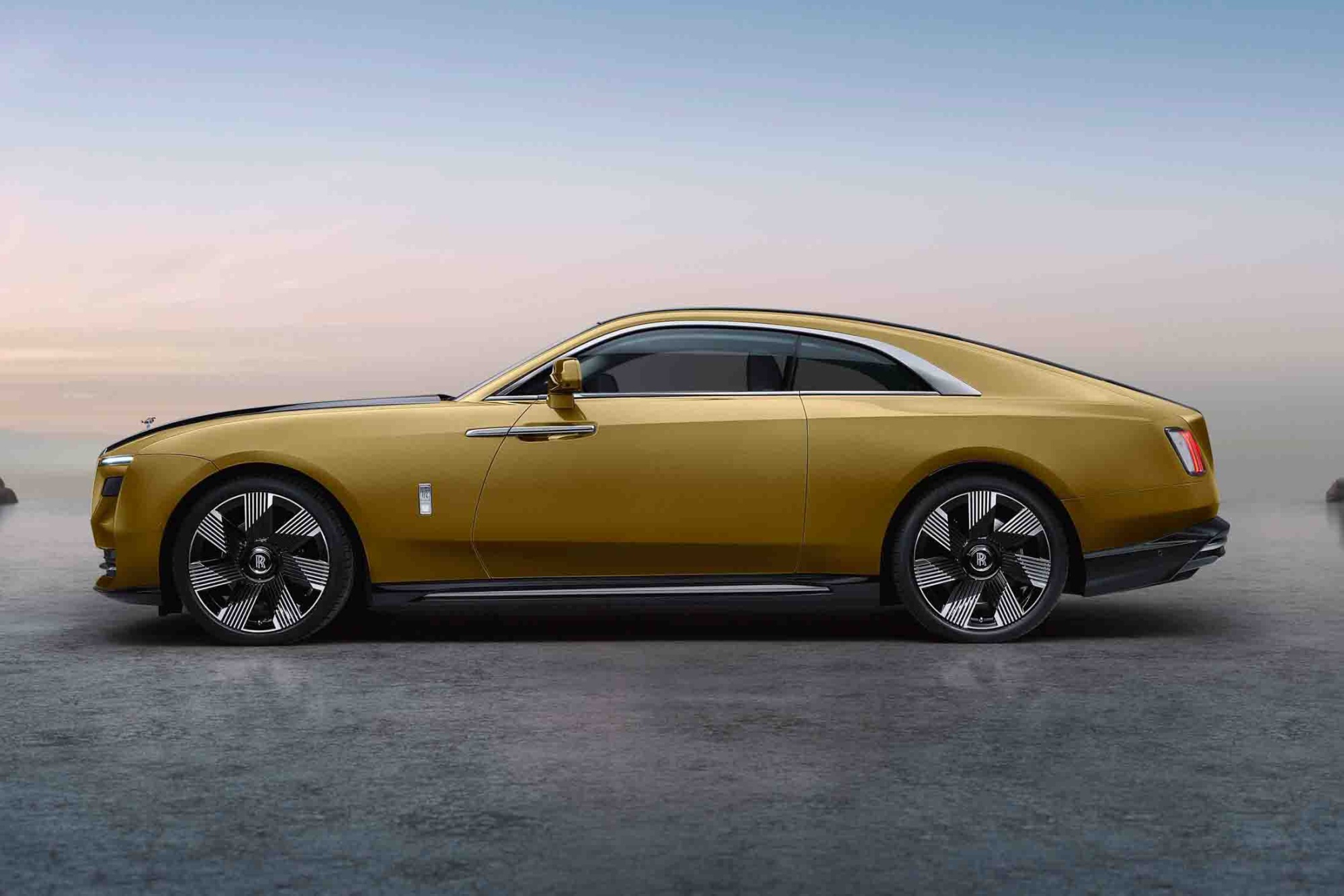 A Mind-Blowing Sports Car That Happens to Be a Rolls-Royce Wraith: Review -  Bloomberg