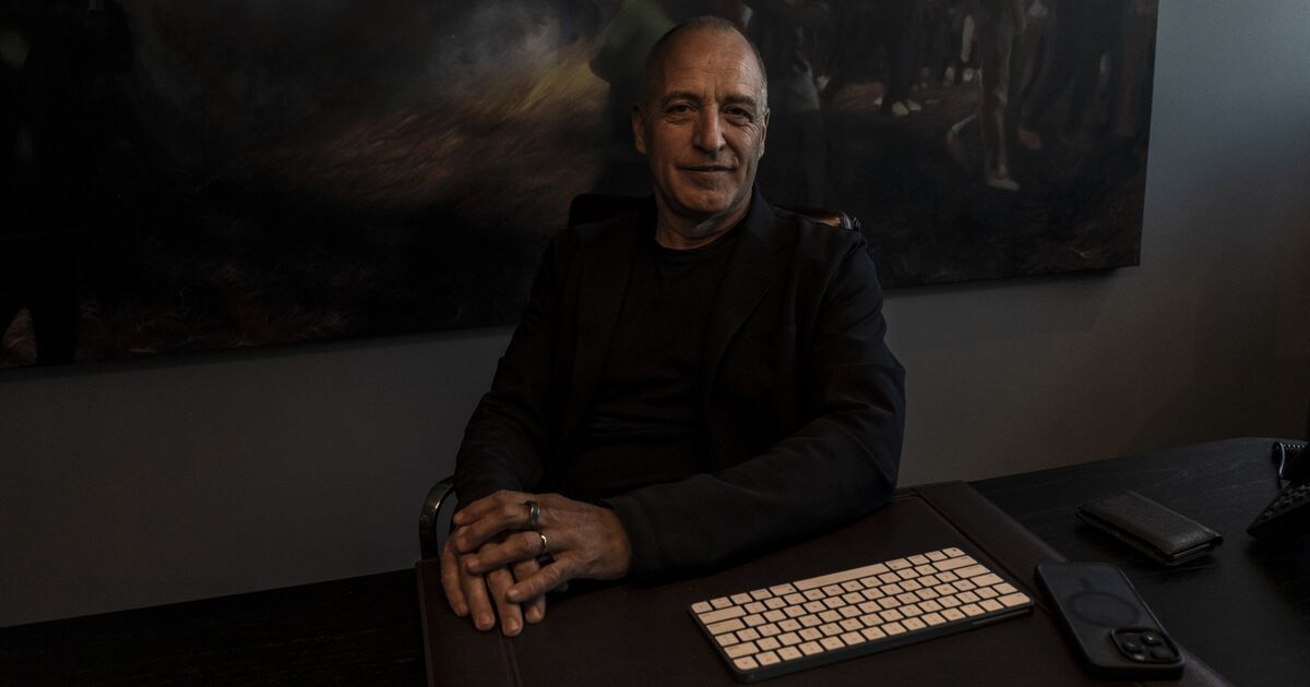 bloomberg.com - Jonathan Gilbert - Ex-Wall Street Trader Attempts Distressed M&amp;A Turnarounds in Milei's Argentina