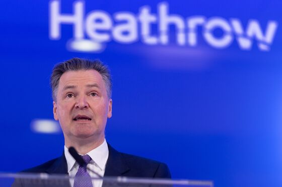 Heathrow CEO Sees U.K. Ready to Let In Vaccinated Americans