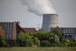 A cooling tower emits vapor at the coal powered power plant operated by RWE AG in Lingen, Germany, on&nbsp;May 22, 2018.&nbsp;