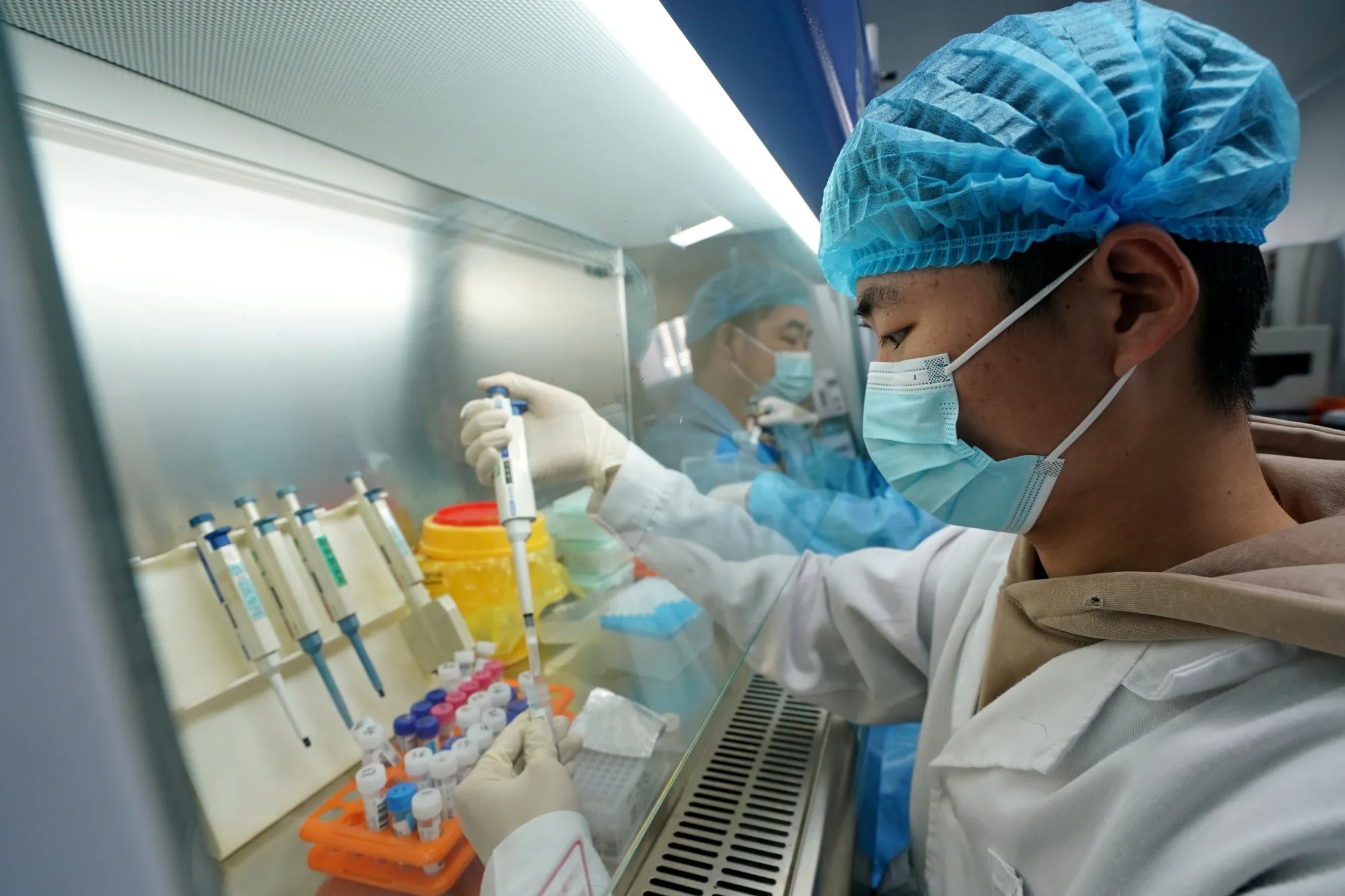 China may have the answer to Big Pharma’ s “patent cliff.”
Photo: Mu Yu/Xinhua/Getty Images