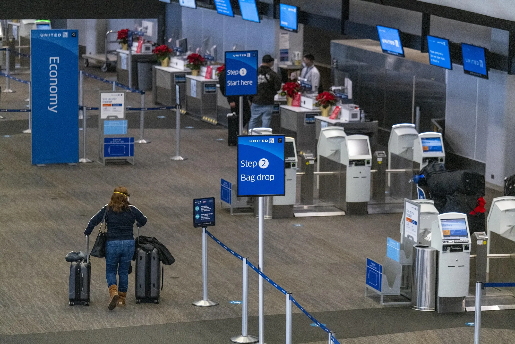 Some affluent travelers have begun making reservations for blow-out vacations.