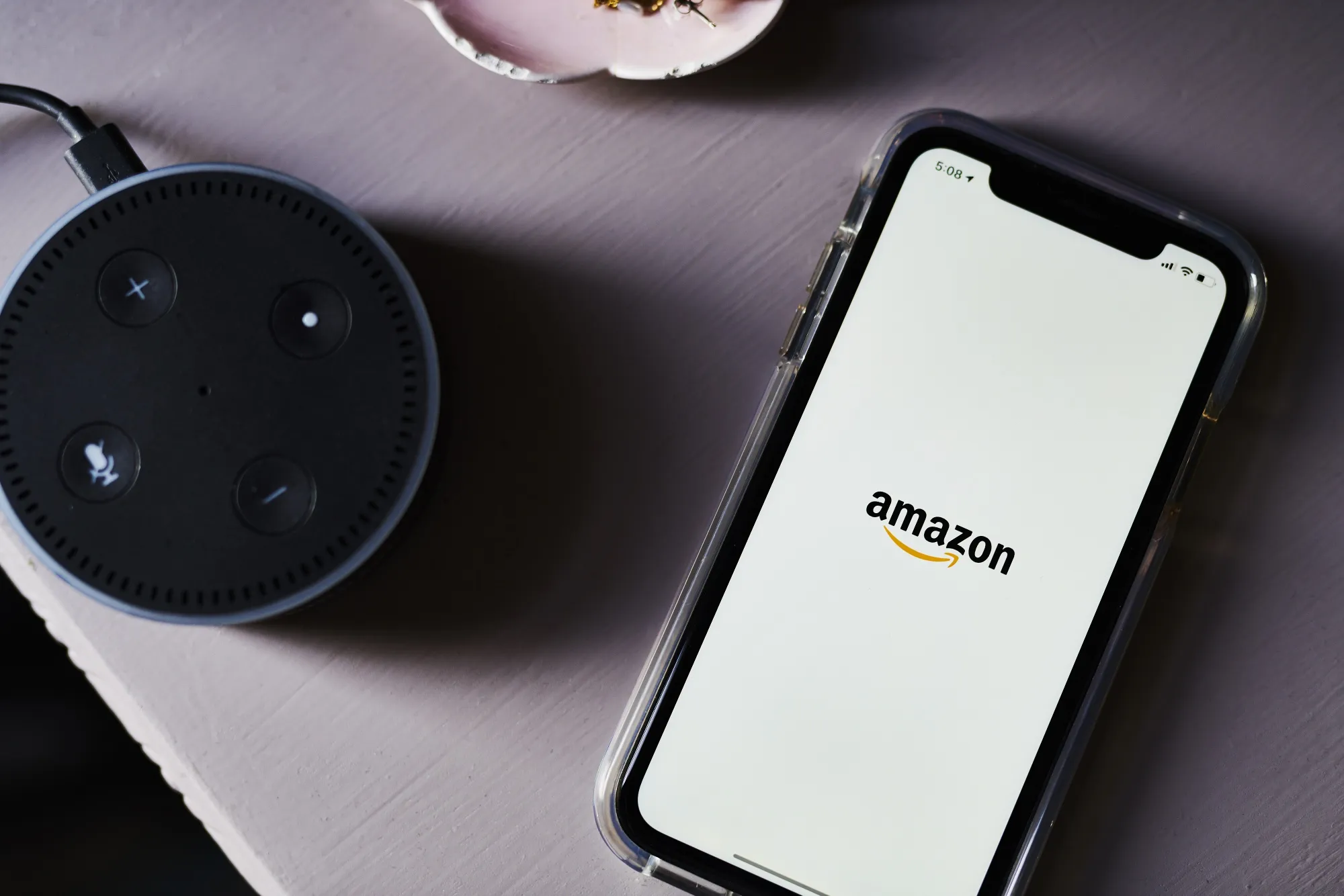 Amazon.com Illustrations Ahead Of Earnings Figures