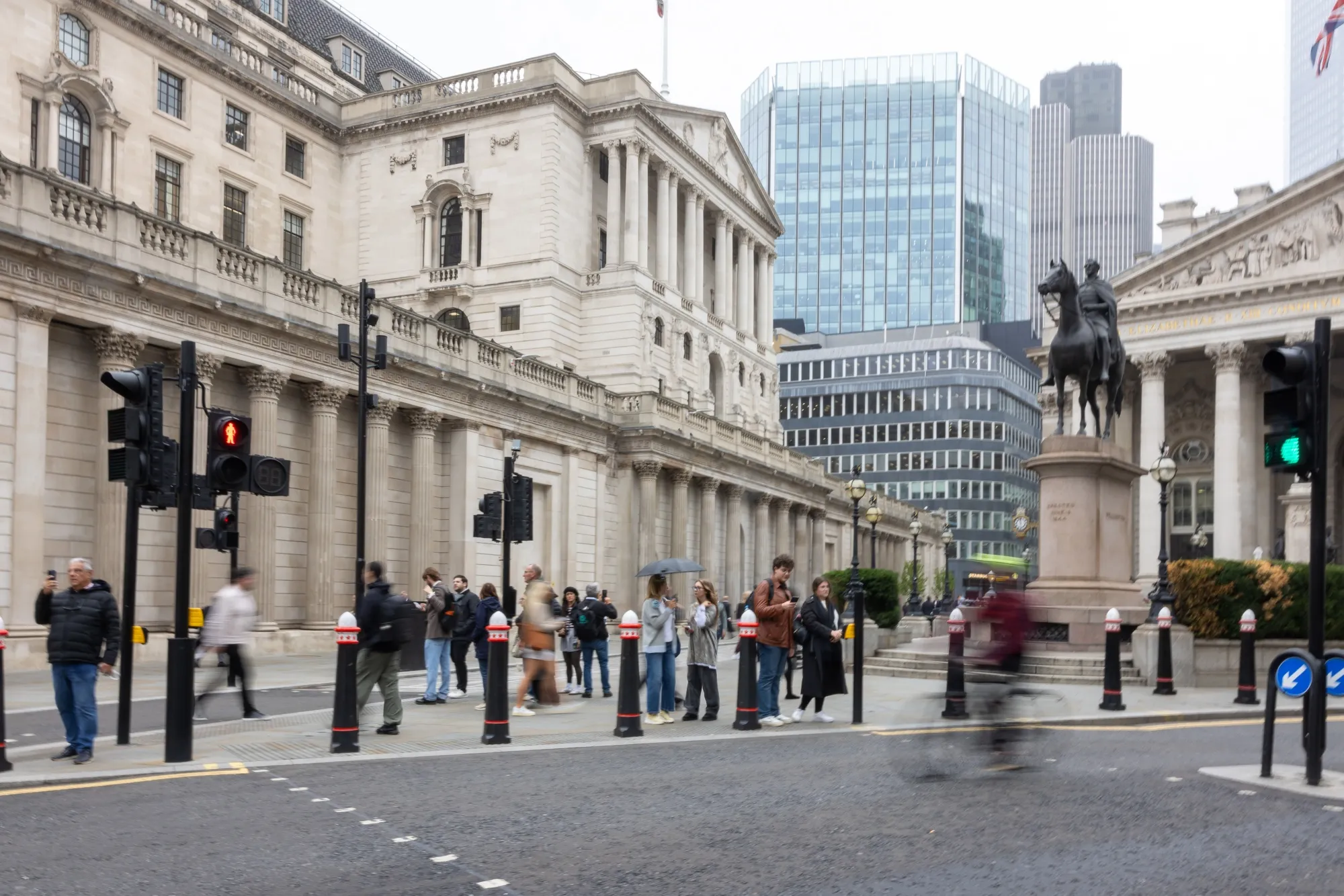 City workers outside the Bank of England.