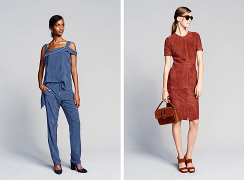 Models wearing Banana Republic SS'17 during New York Fashion Week.