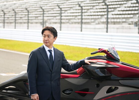 Maker of $777,000 Flying Motorbike Prepares for IPO in Japan