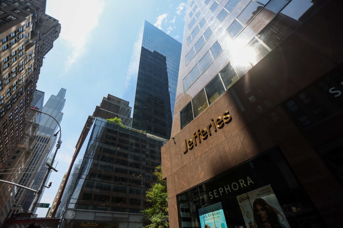 Jefferies Targets €1 Billion for Private Credit Secondaries Fund