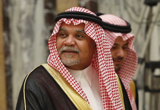 Senior Saudi Royal Turns Up Heat on ‘Failed’ Palestinian Leaders