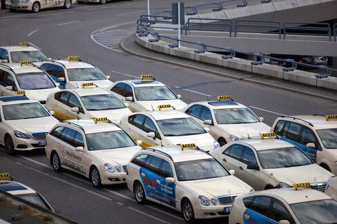Uber Faces Ban Across Germany as Taxi Group Wins Court Order