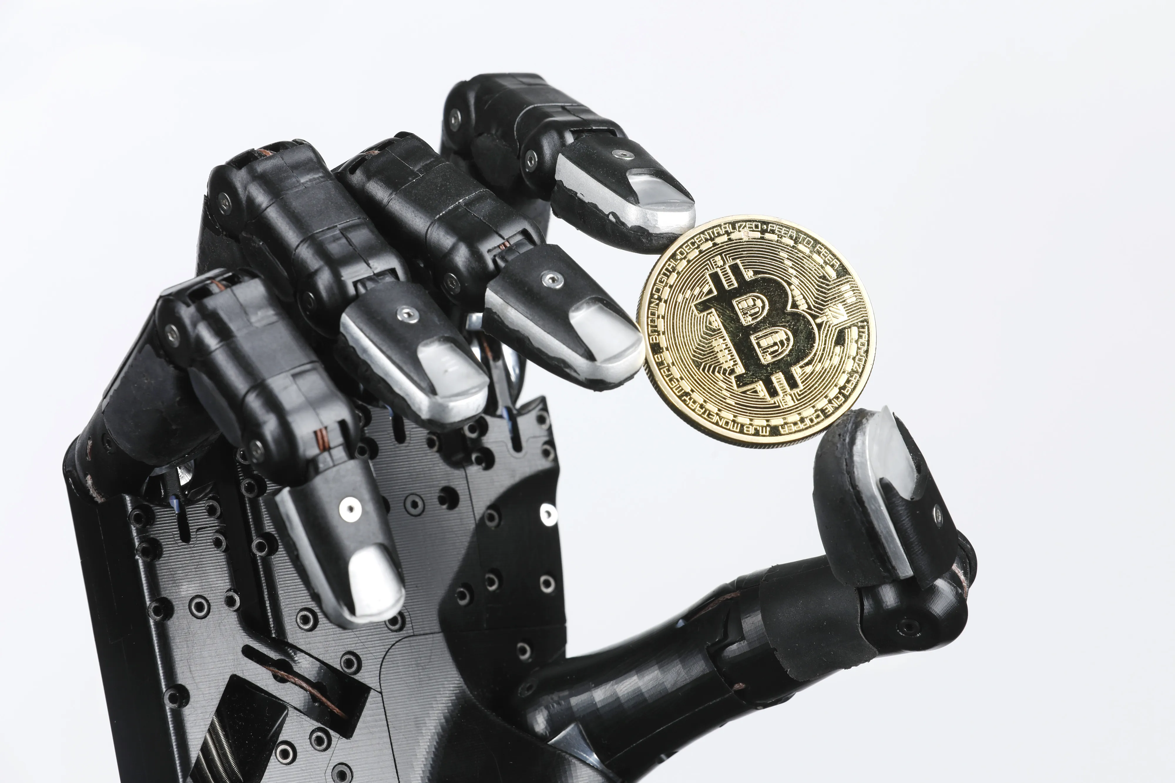 ハロウィーンはビットコインの誕生日、10年でこんなに育った - Bloomberg