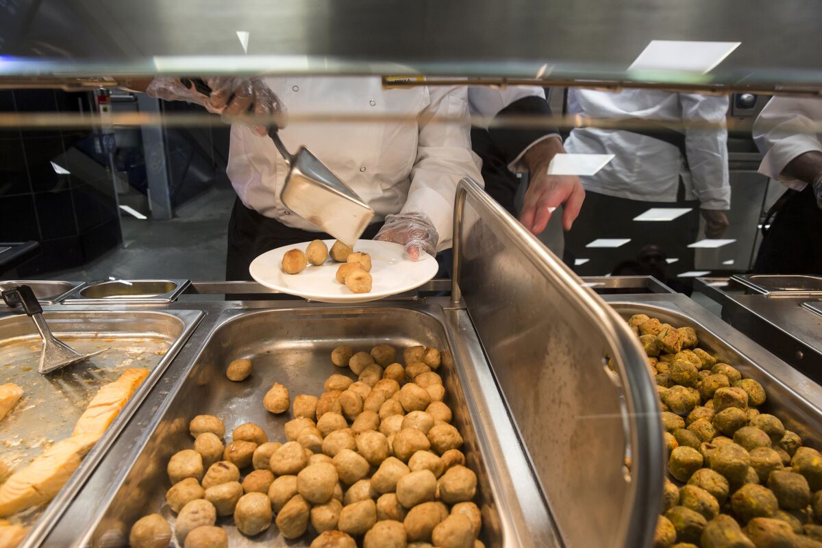 Ikea's Vegan Swedish ‘Meatballs’ Head to Stores for Fall Trial - Bloomberg