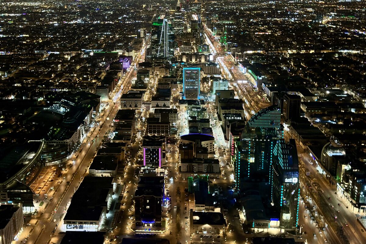⚫️ BLOOMBERG: "BlackRock punta sull'espansione degli investimenti in Arabia Saudita e Medio Oriente"
